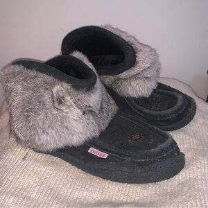Softmoc Black Beaded Rabbit Fur Moccasins 10
